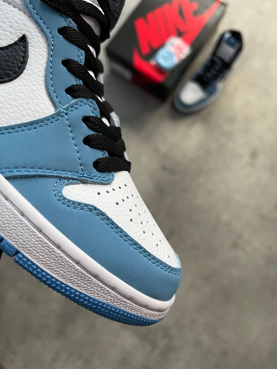 Nike Air Jordan ,,University Blue”