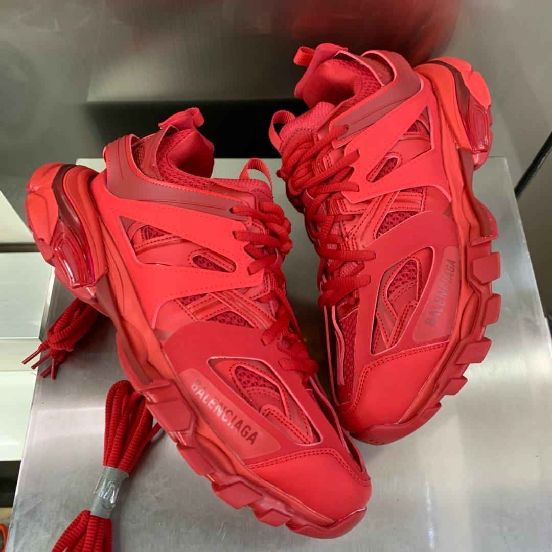 BALENCIAGA TRACK RED