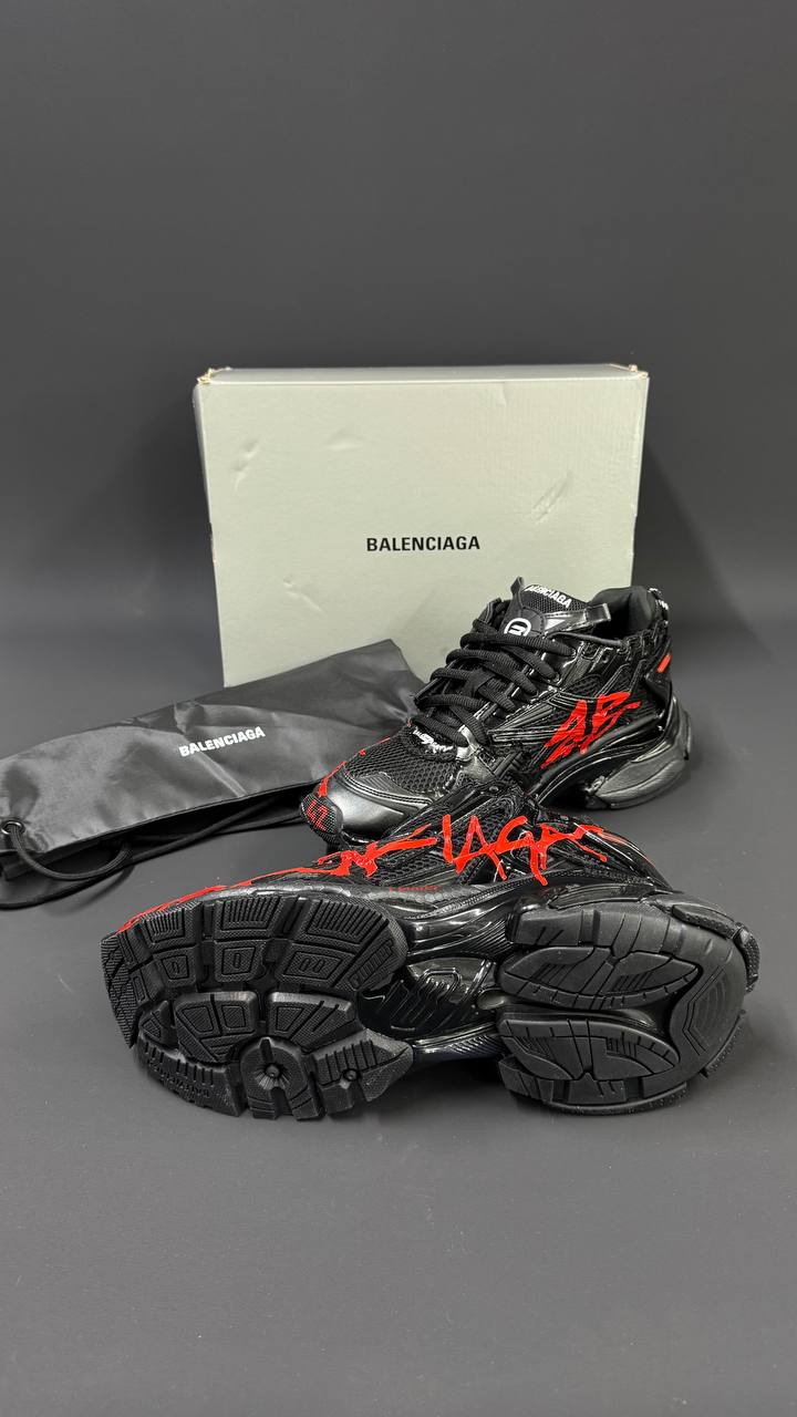 Balenciaga Runner