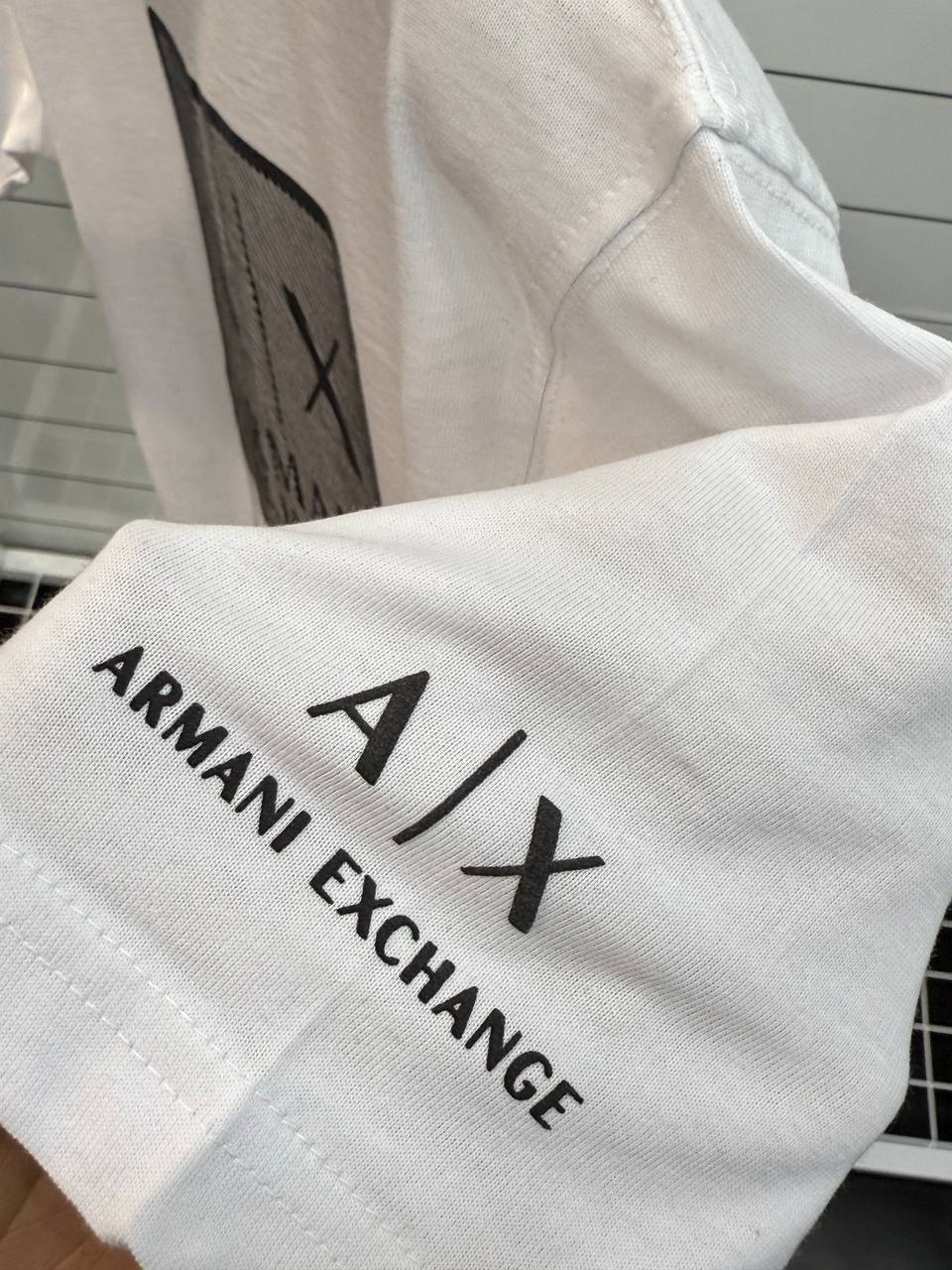 ARMANI EXCHANGE T-SHIRT