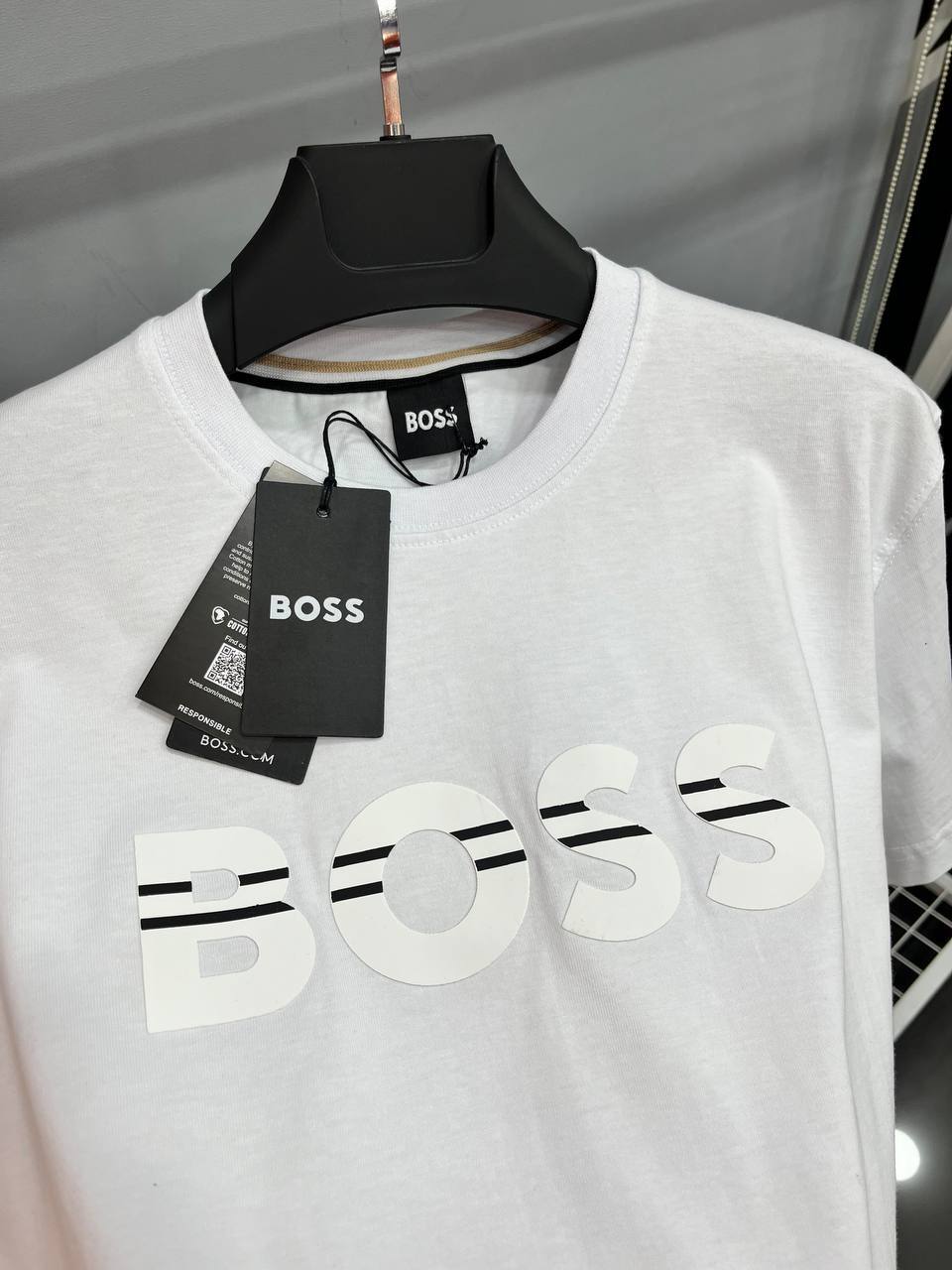 BOSS T-SHIRT