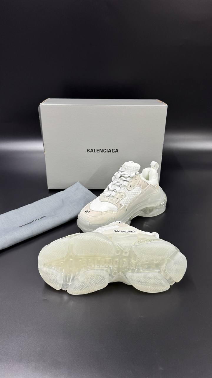 Balenciaga TripleS Summer Edition