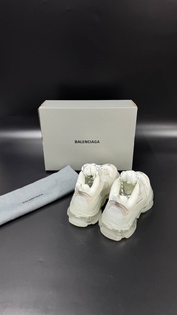 Balenciaga TripleS Summer Edition