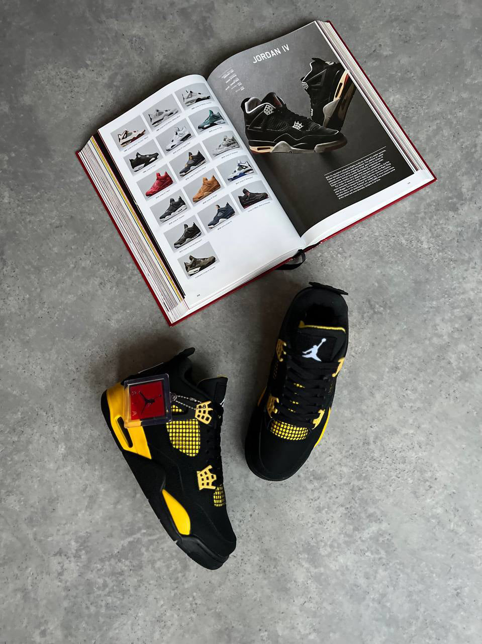 JORDAN 4 RETRO ,,YELLOW THUNDER''