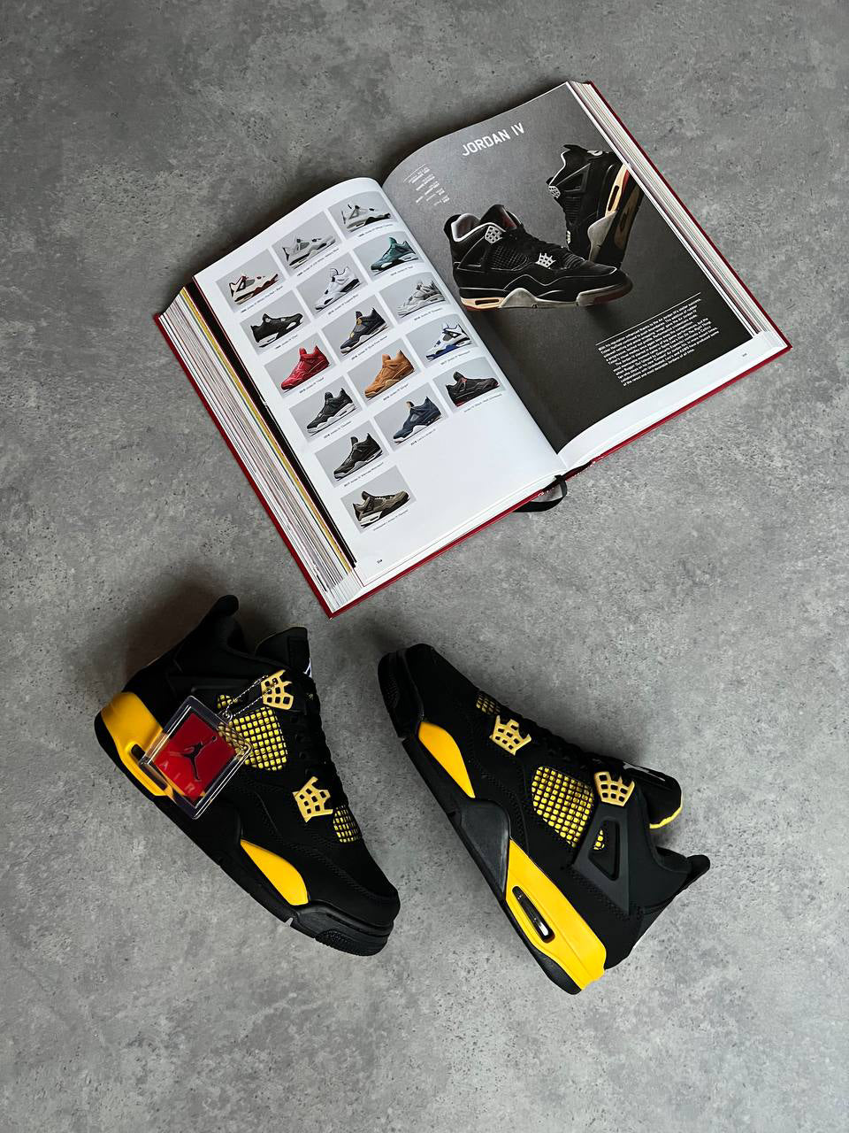 JORDAN 4 RETRO ,,YELLOW THUNDER''