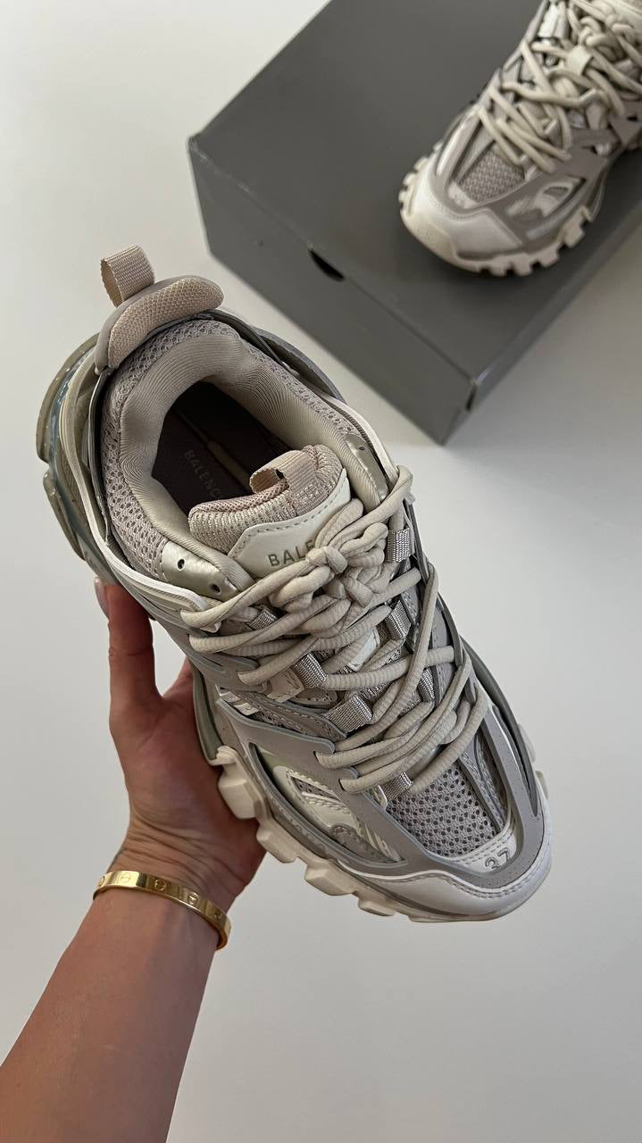 BALENCIAGA TRACK