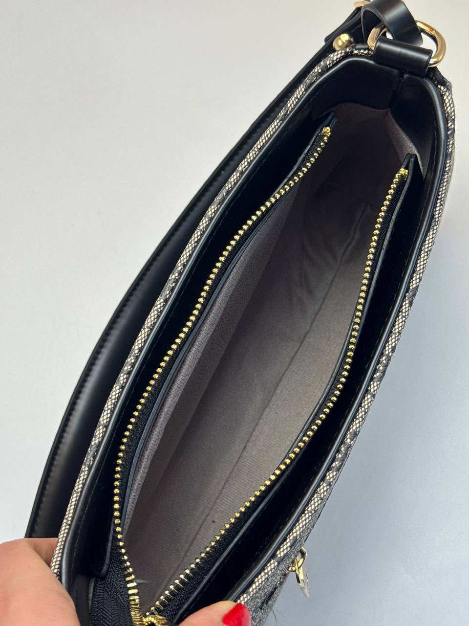 GUESS MINI HANDBAG