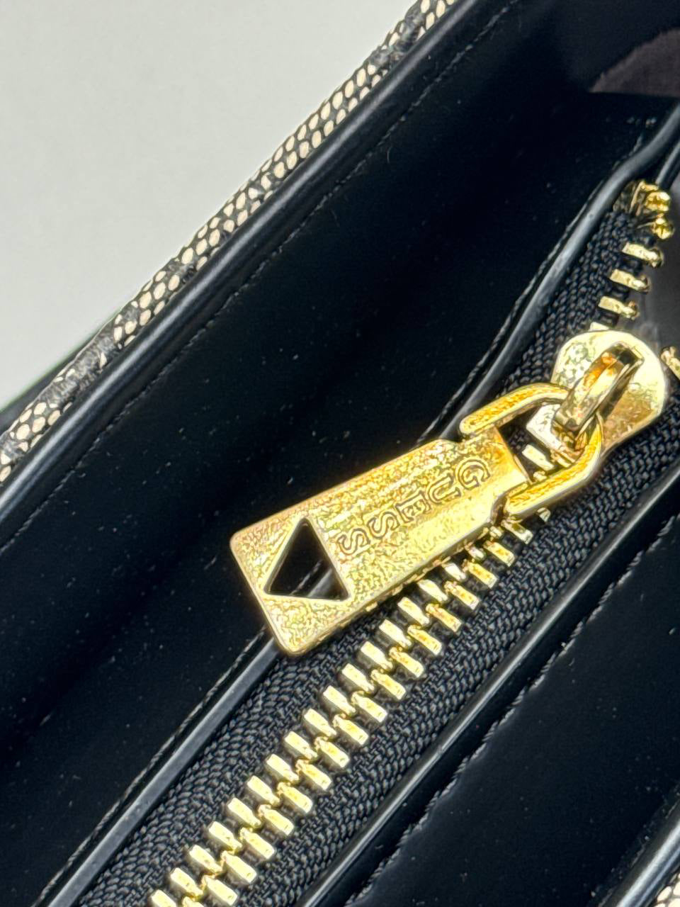GUESS MINI HANDBAG