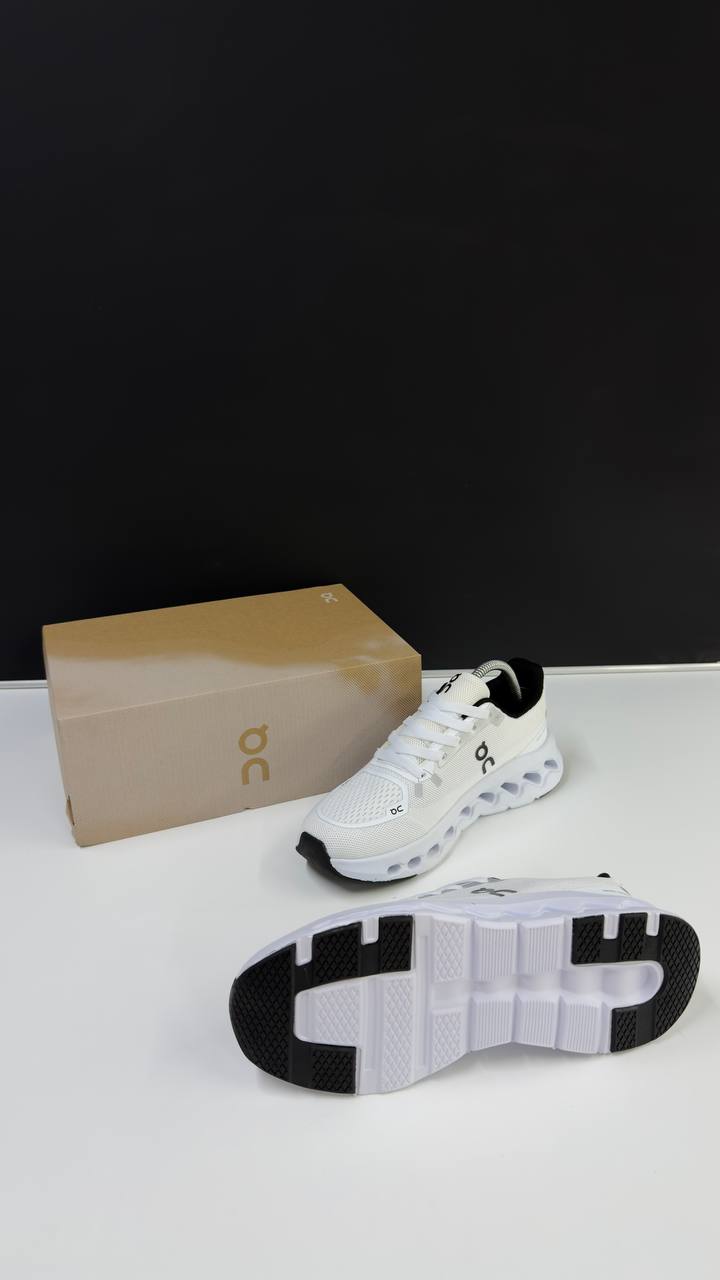 ON RUNNING CLOUD - ARTIC