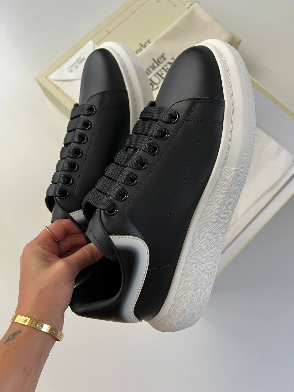 Alexander McQUEEN Black/White