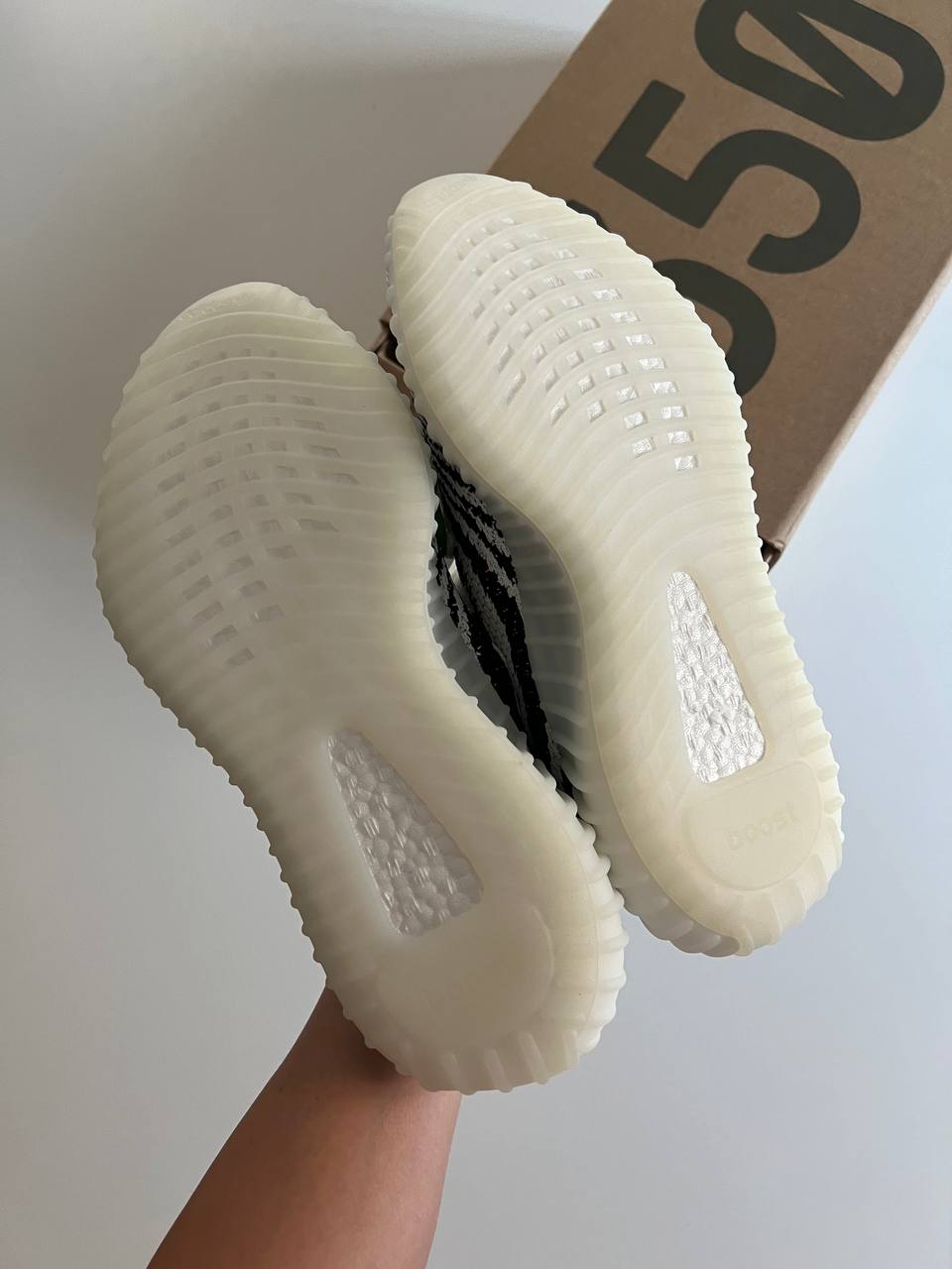 Yeezy Boost 350 V2 ZEBRA
