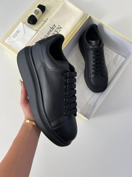 Alexander McQUEEN BLACK