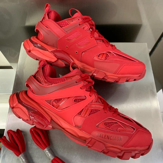 BALENCIAGA TRACK RED
