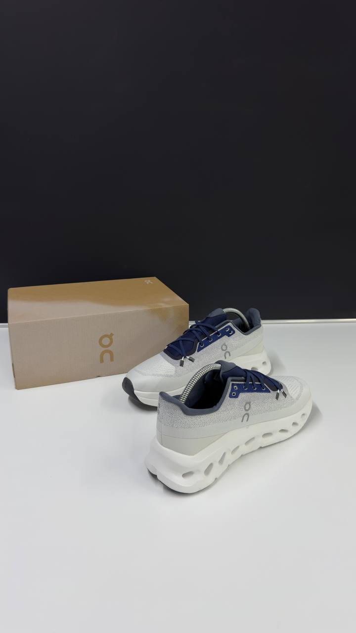 ON RUNNING CLOUD - NAVY