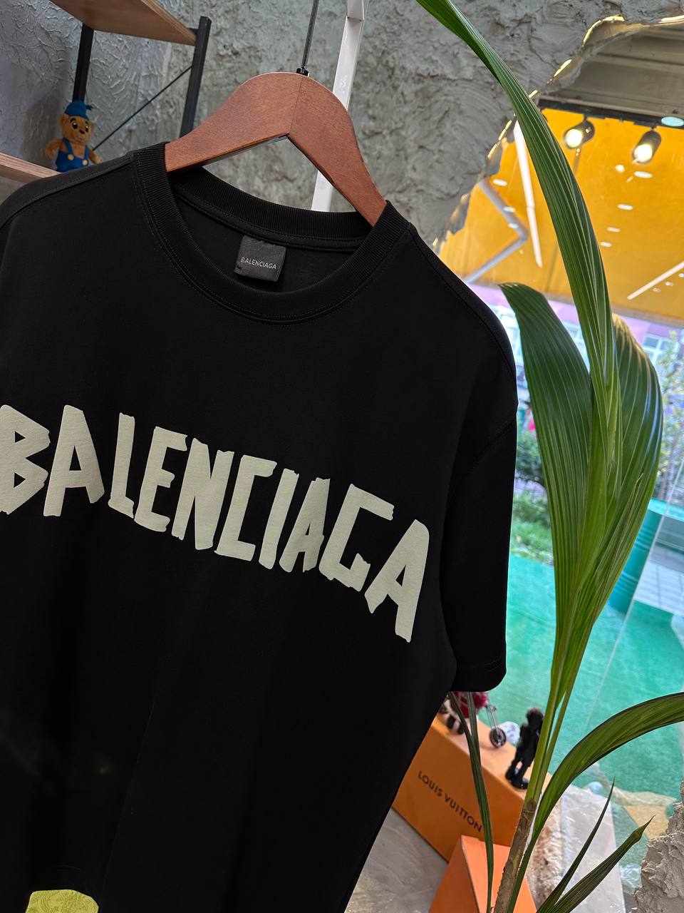 BALENCIAGA T-SHIRT