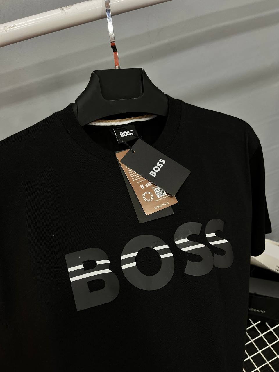 BOSS T-SHIRT