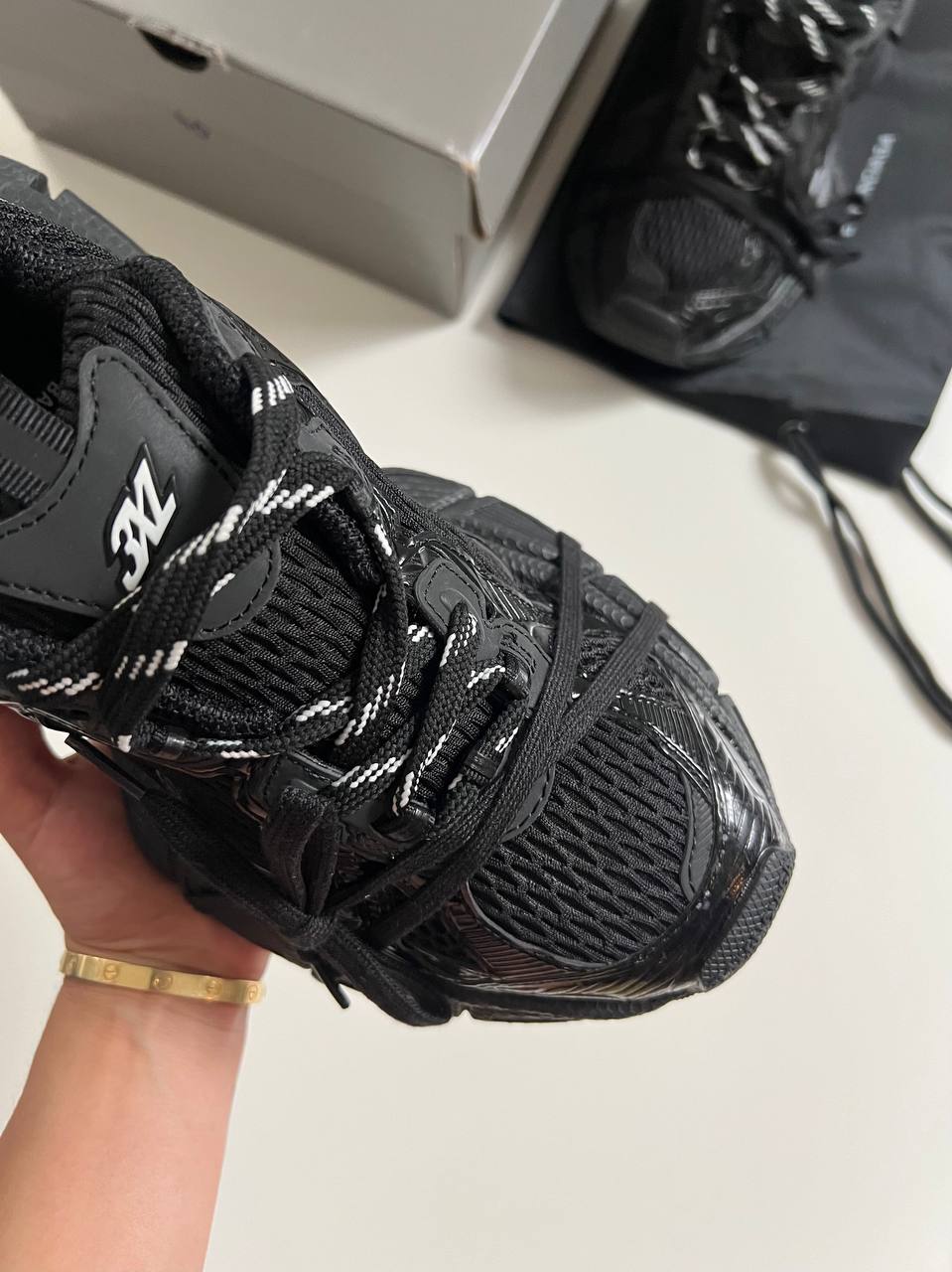 BALENCIAGA 3XL
