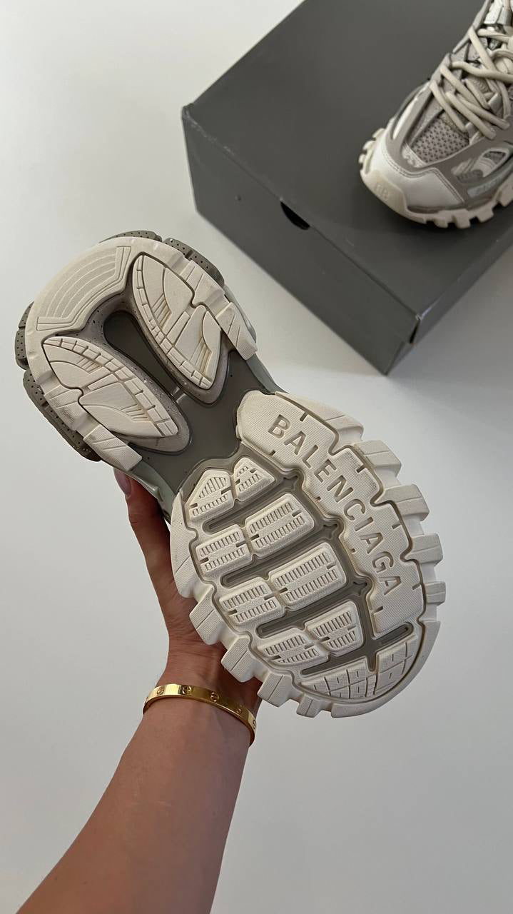 BALENCIAGA TRACK