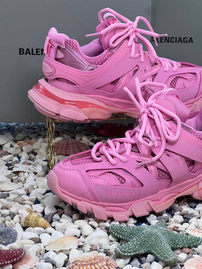 BALENCIAGA TRACK