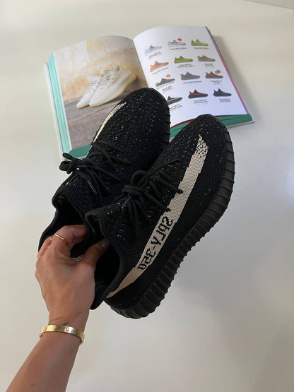 Yeezy Boost V2 OREO