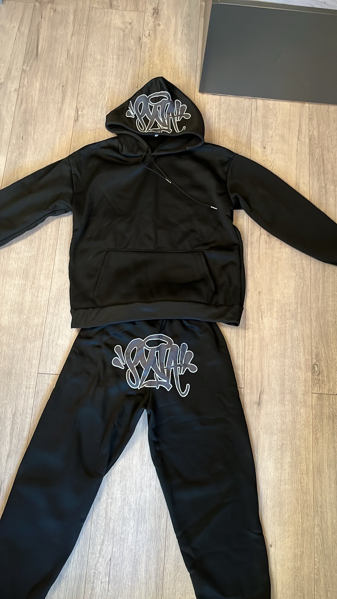 SYNA WORLD TRACKSUIT