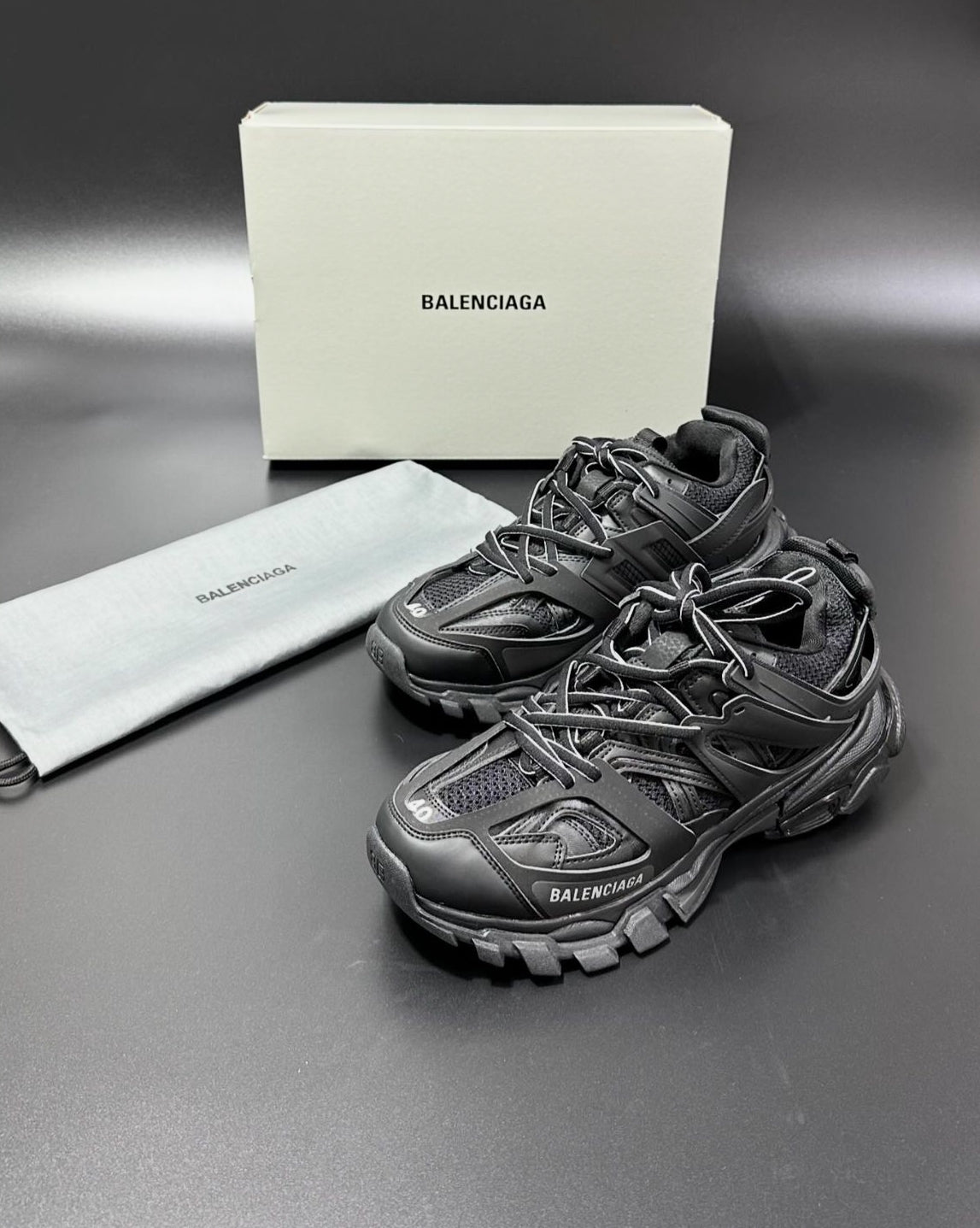 BALENCIAGA TRACK