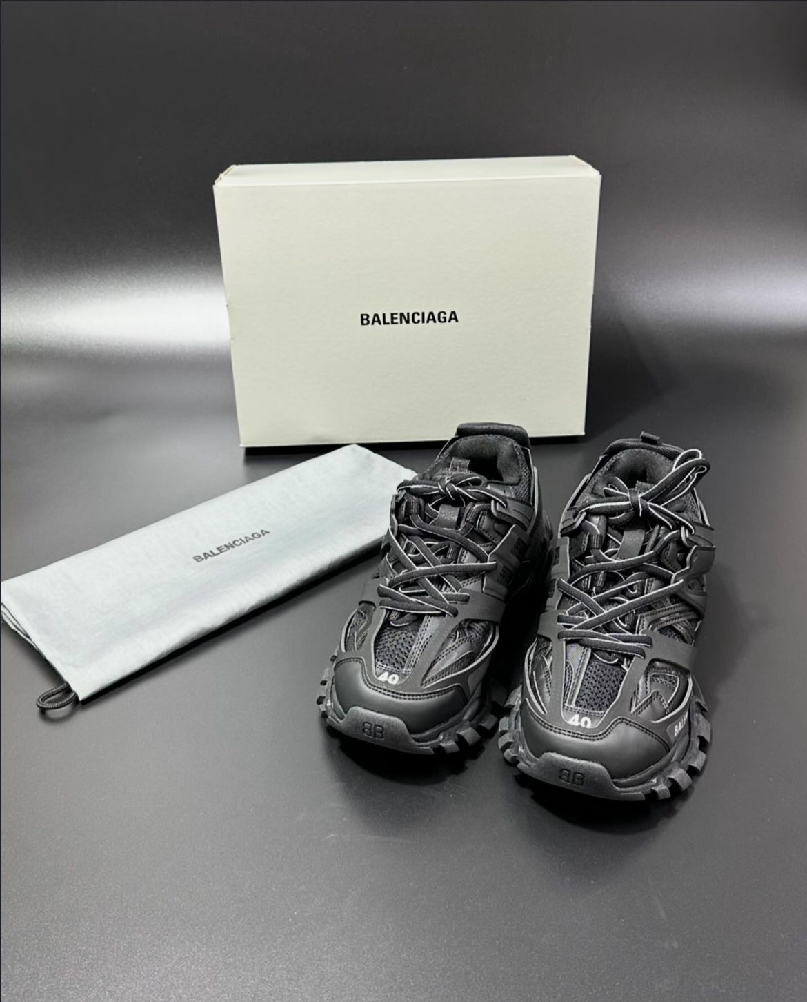 BALENCIAGA TRACK